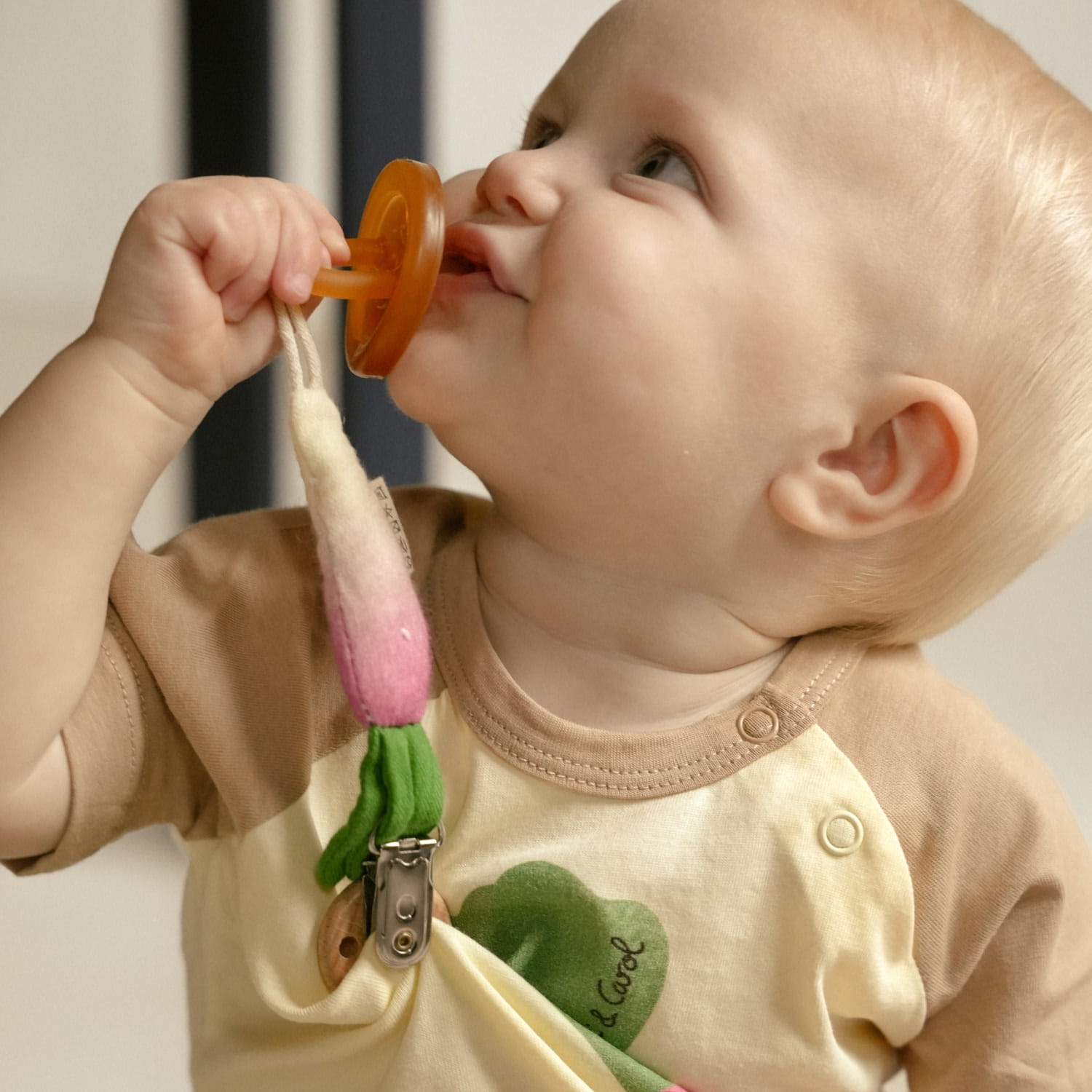 Fresh & Funky Pacifier Clips Set - Oli&Carol